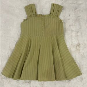 Gorgeous girls green sleeveless dress